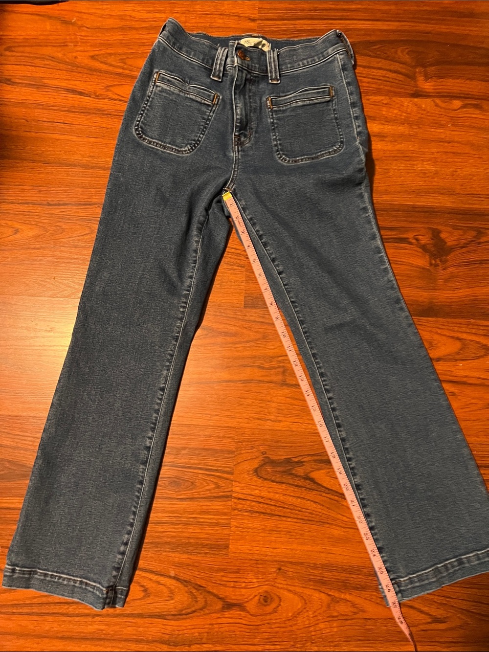 Women’s Dark Wash Straight-Leg Jeans